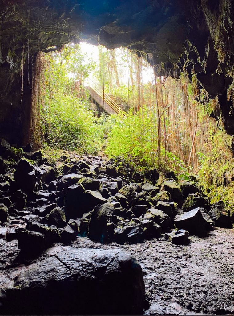 Kaumana lava tube cave